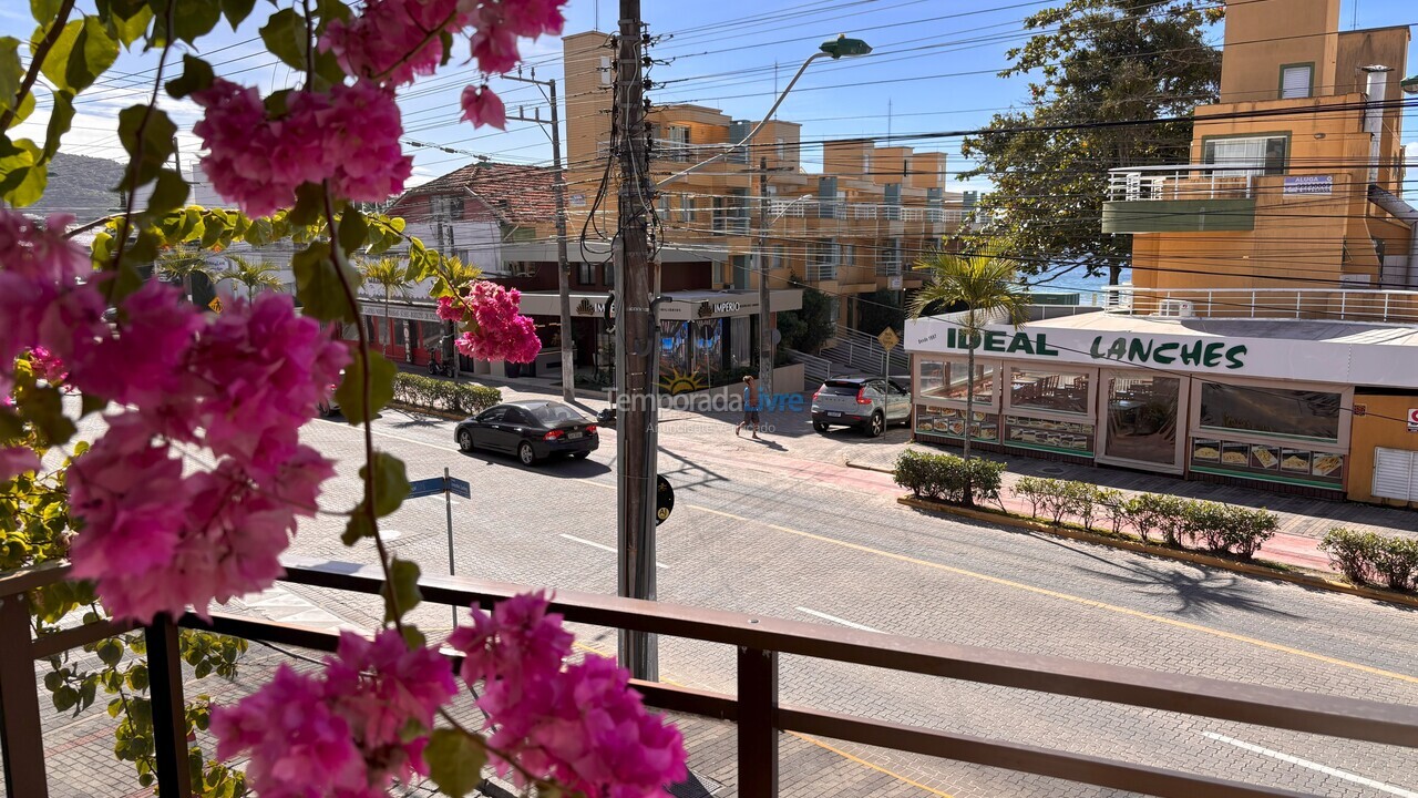 Apartamento para aluguel de temporada em Bombinhas (Praia de Bombas)
