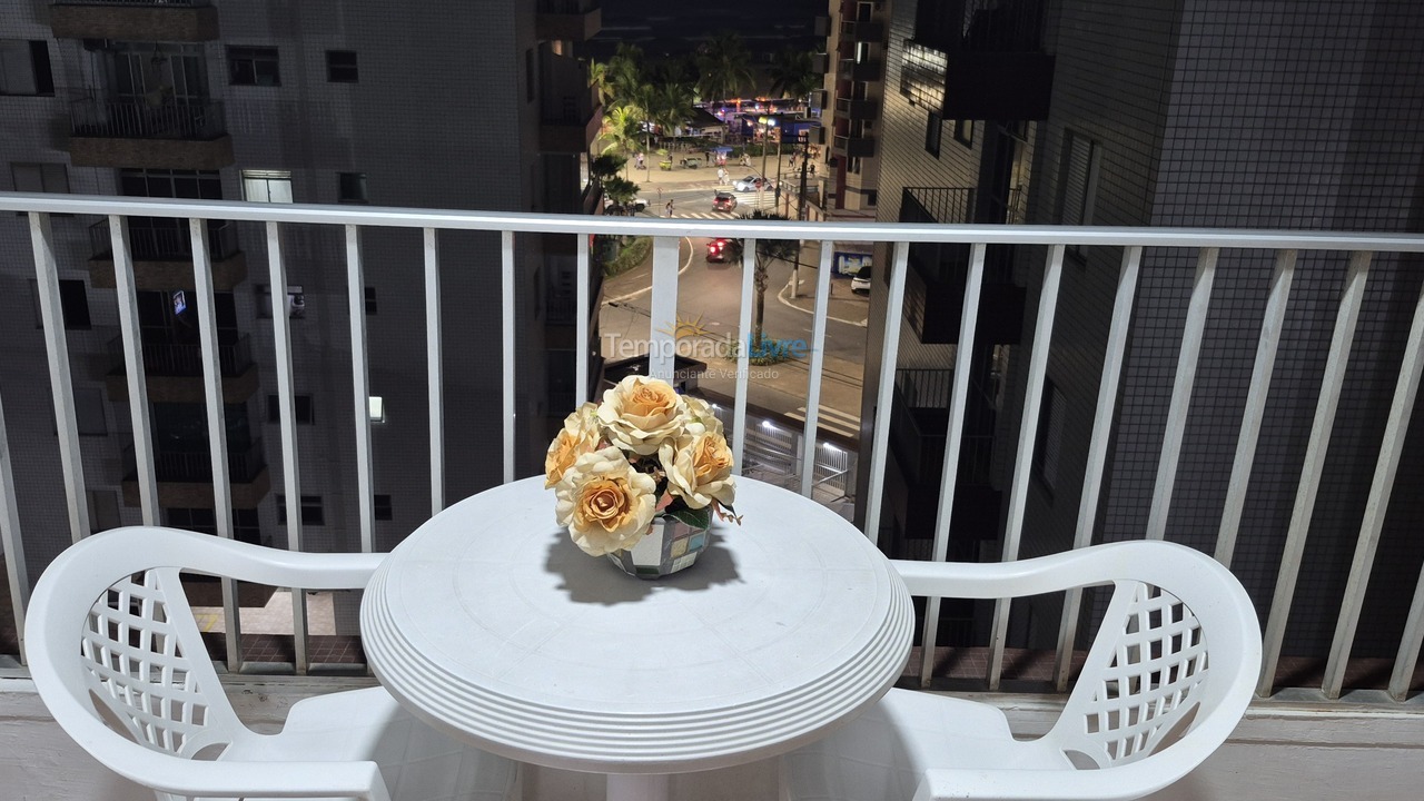 Apartamento para aluguel de temporada em Praia Grande (Guilhermina)