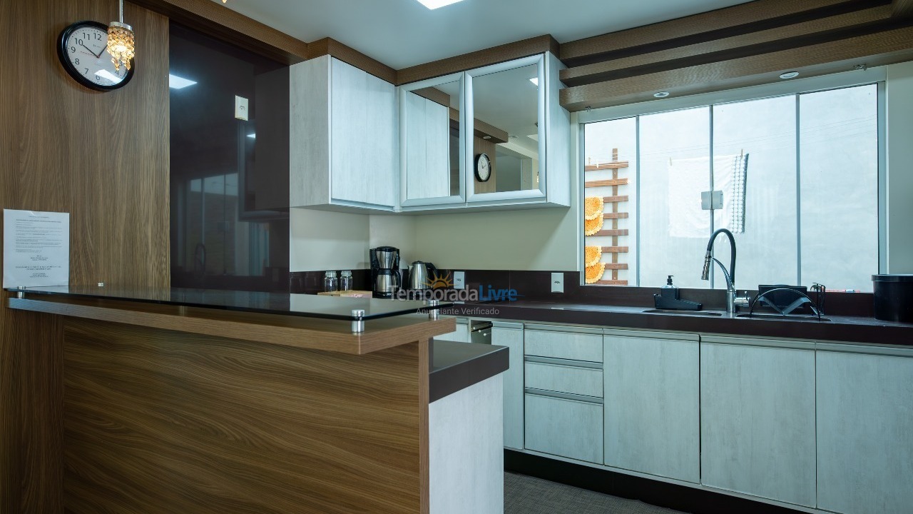 House for vacation rental in Bombinhas (Praia de Zimbros)