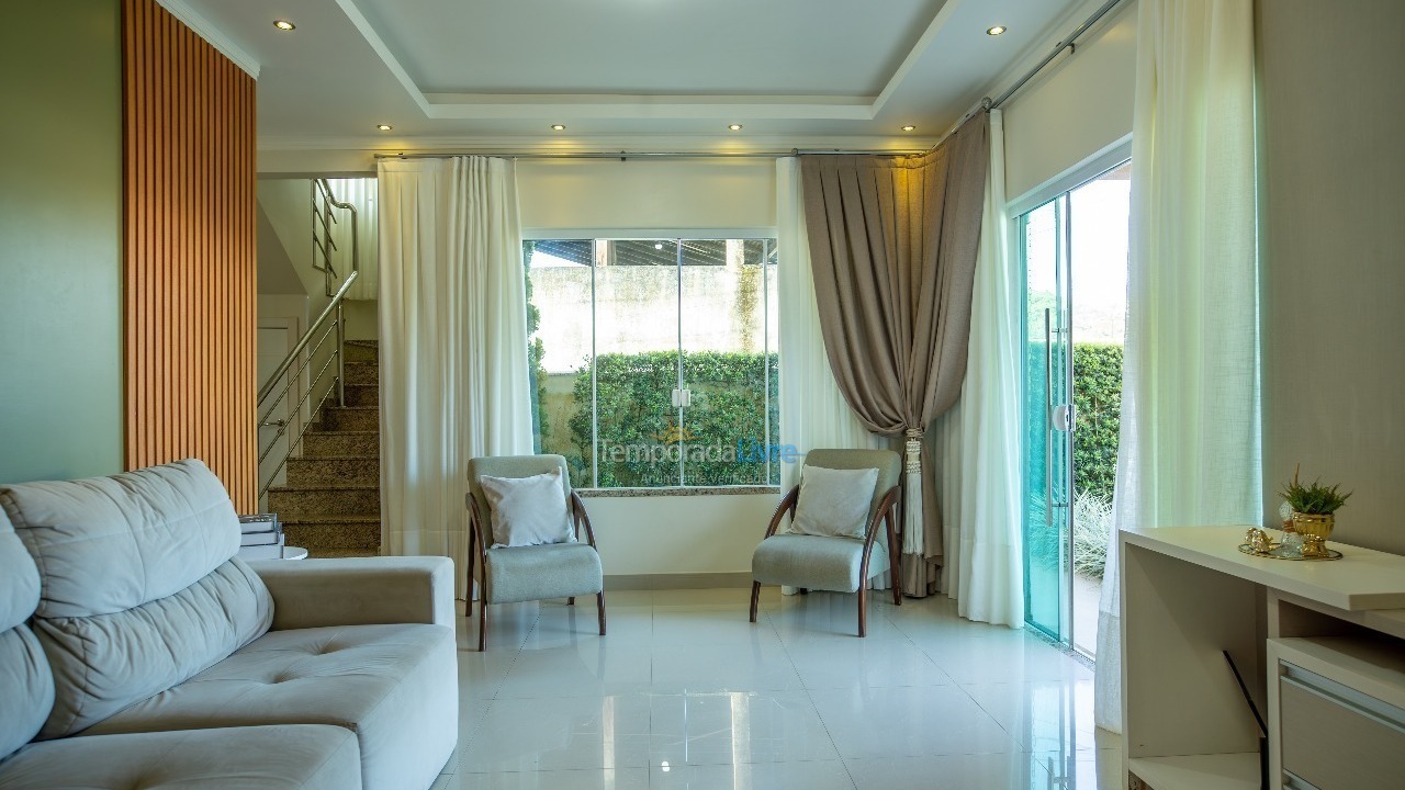 House for vacation rental in Bombinhas (Praia de Zimbros)