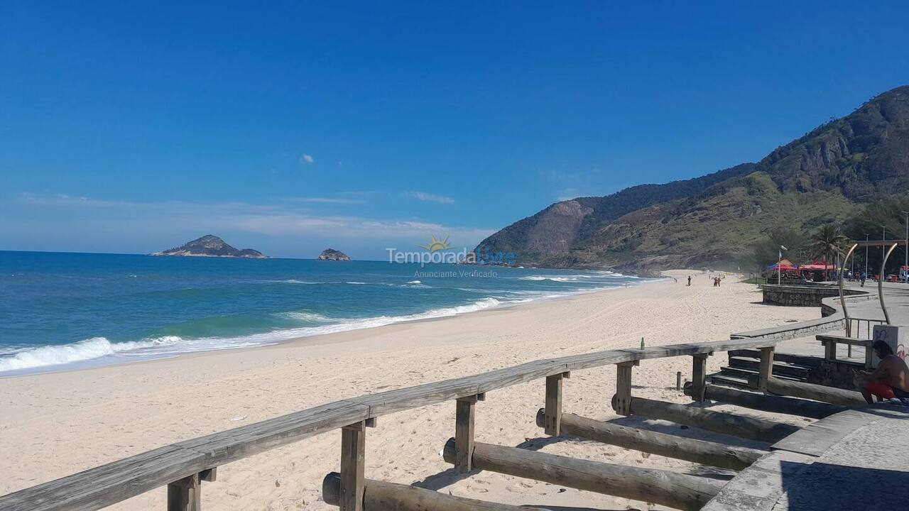 Apartamento para aluguel de temporada em Rio de Janeiro (Recreio dos Bandeirantes)