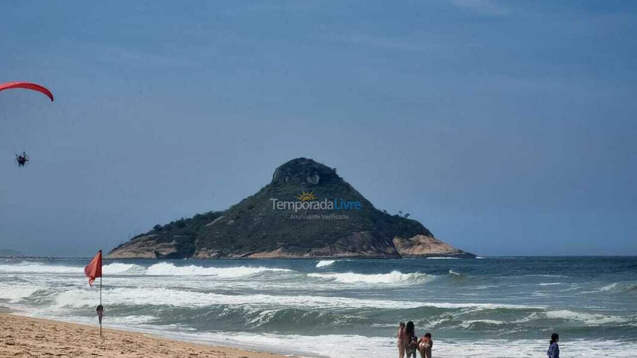 Apartamento para aluguel de temporada em Rio de Janeiro (Recreio dos Bandeirantes)
