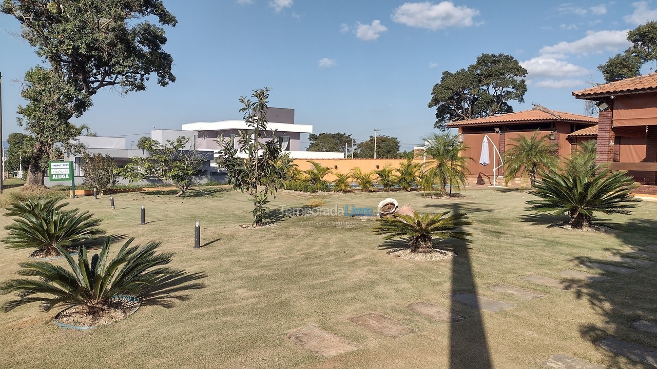 Casa para alquiler de vacaciones em Pardinho (Ninho Verde 2)