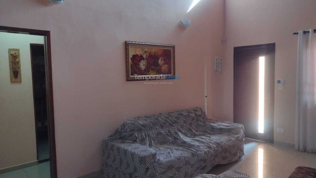 Casa para alquiler de vacaciones em Pardinho (Ninho Verde 2)