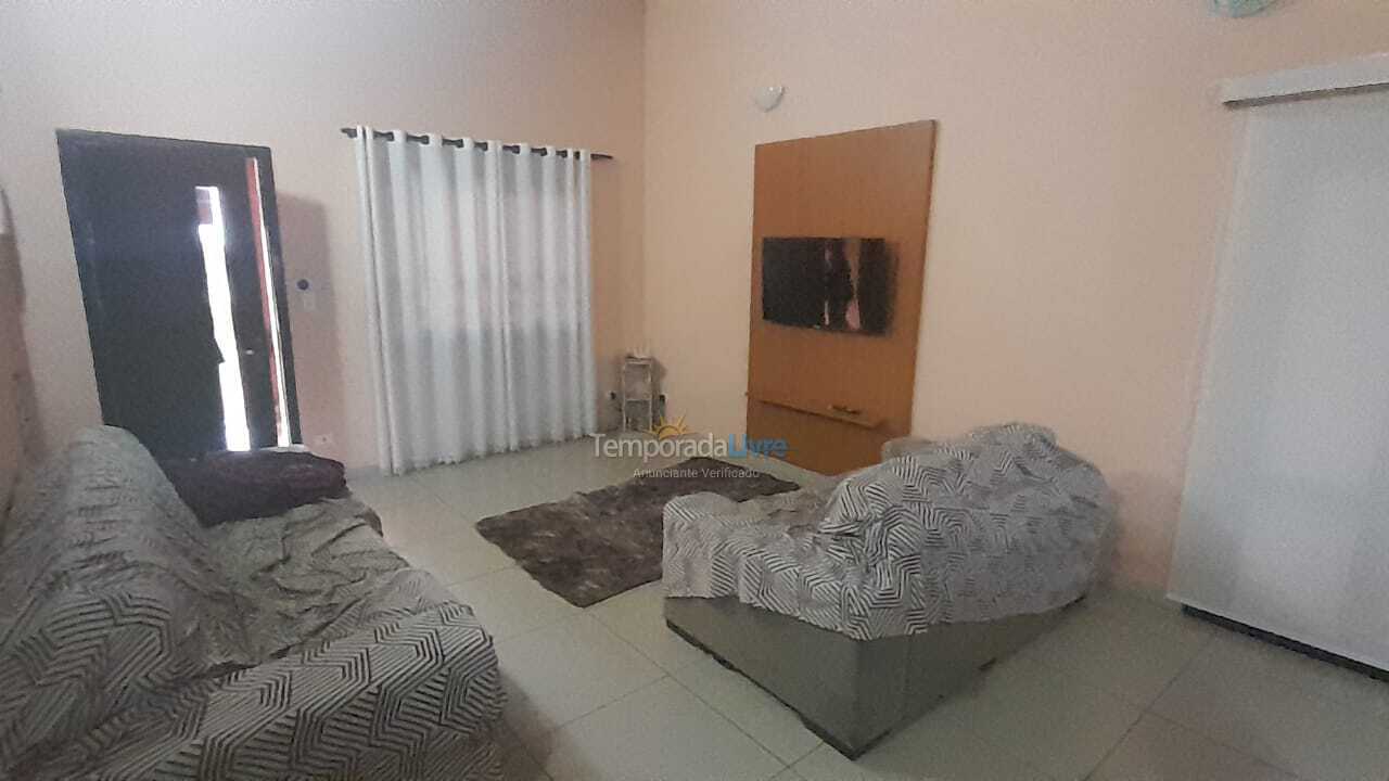 Casa para alquiler de vacaciones em Pardinho (Ninho Verde 2)