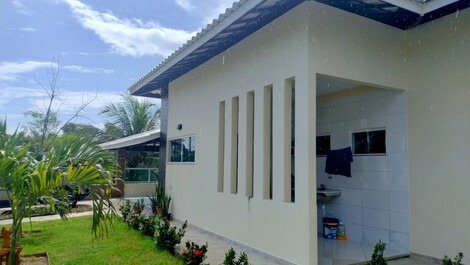 Linda casa em Camaçari para 10 pessoas c piscina em condomínio fechado