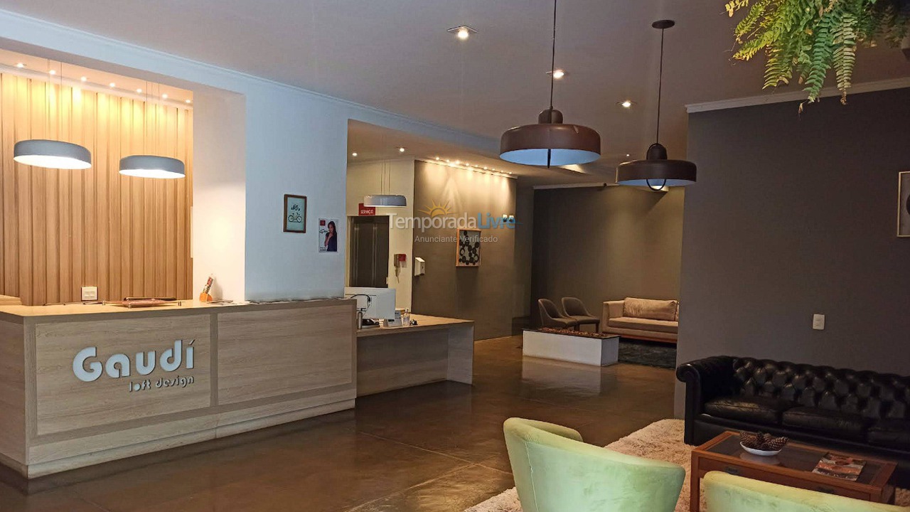 Apartamento para aluguel de temporada em Campos do Jordão (Capivari)