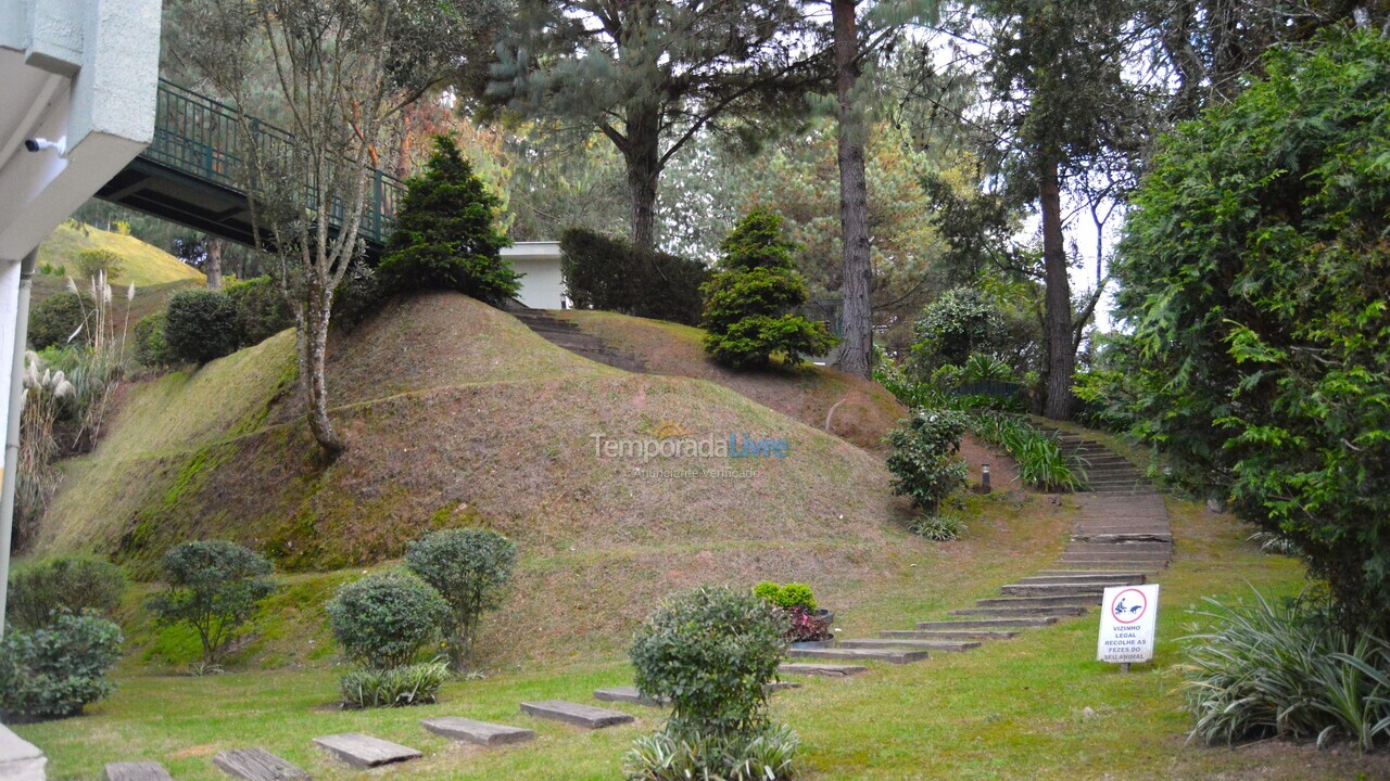 Apartamento para aluguel de temporada em Campos do Jordão (Capivari)