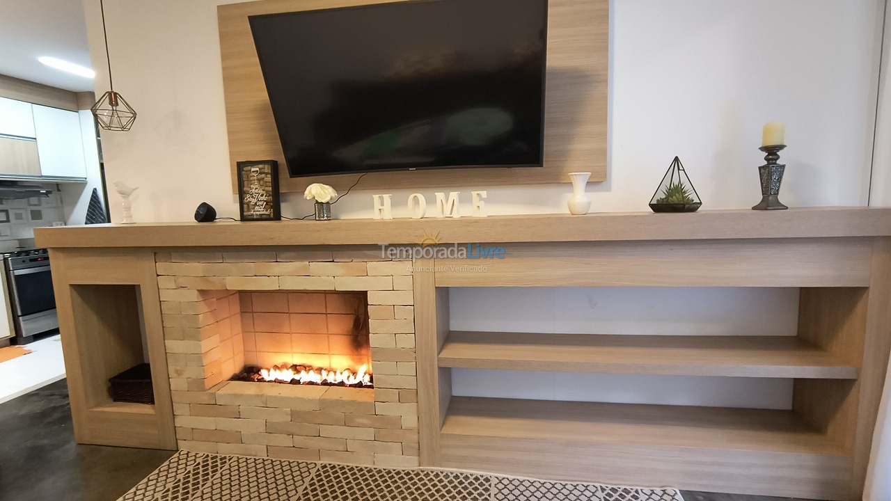 Apartamento para aluguel de temporada em Campos do Jordão (Capivari)