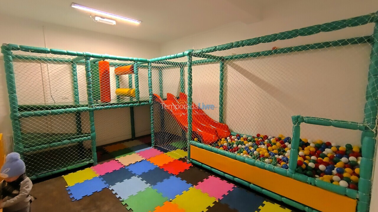 Apartamento para aluguel de temporada em Campos do Jordão (Capivari)