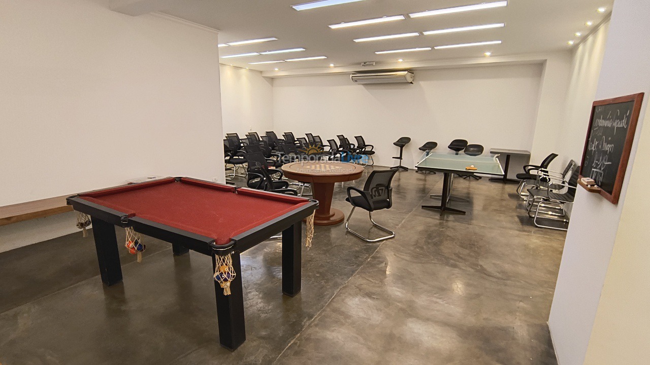 Apartamento para aluguel de temporada em Campos do Jordão (Capivari)