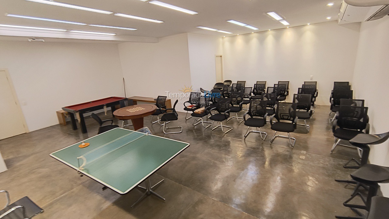 Apartamento para aluguel de temporada em Campos do Jordão (Capivari)