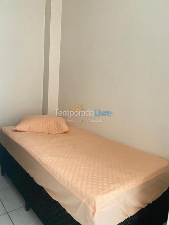 Apartamento para aluguel de temporada em Guarujá (Pitangueiras)