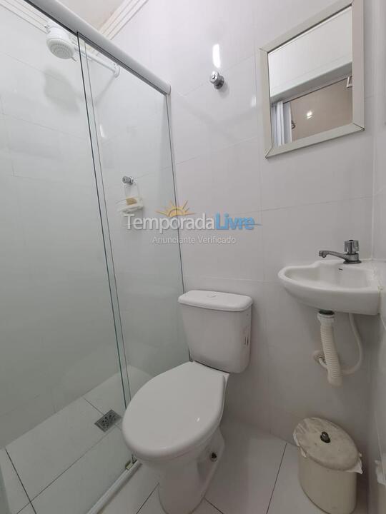 Apartamento para aluguel de temporada em Guarujá (Pitangueiras)