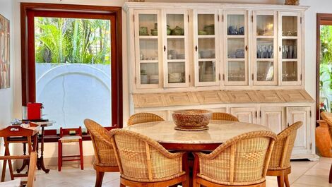 Linda casa pé na areia para locação