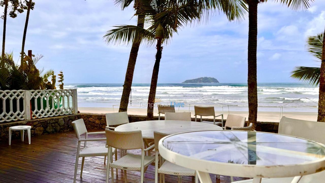 Casa para aluguel de temporada em São Sebastião (Praia da Baleia)