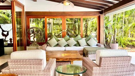 Linda casa pé na areia para locação