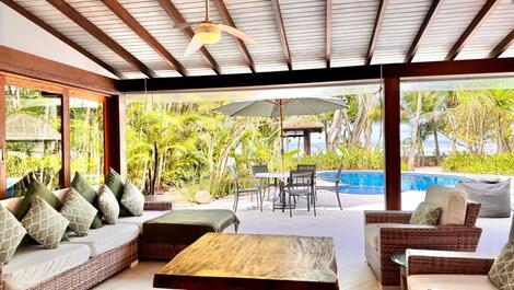 Linda casa pé na areia para locação