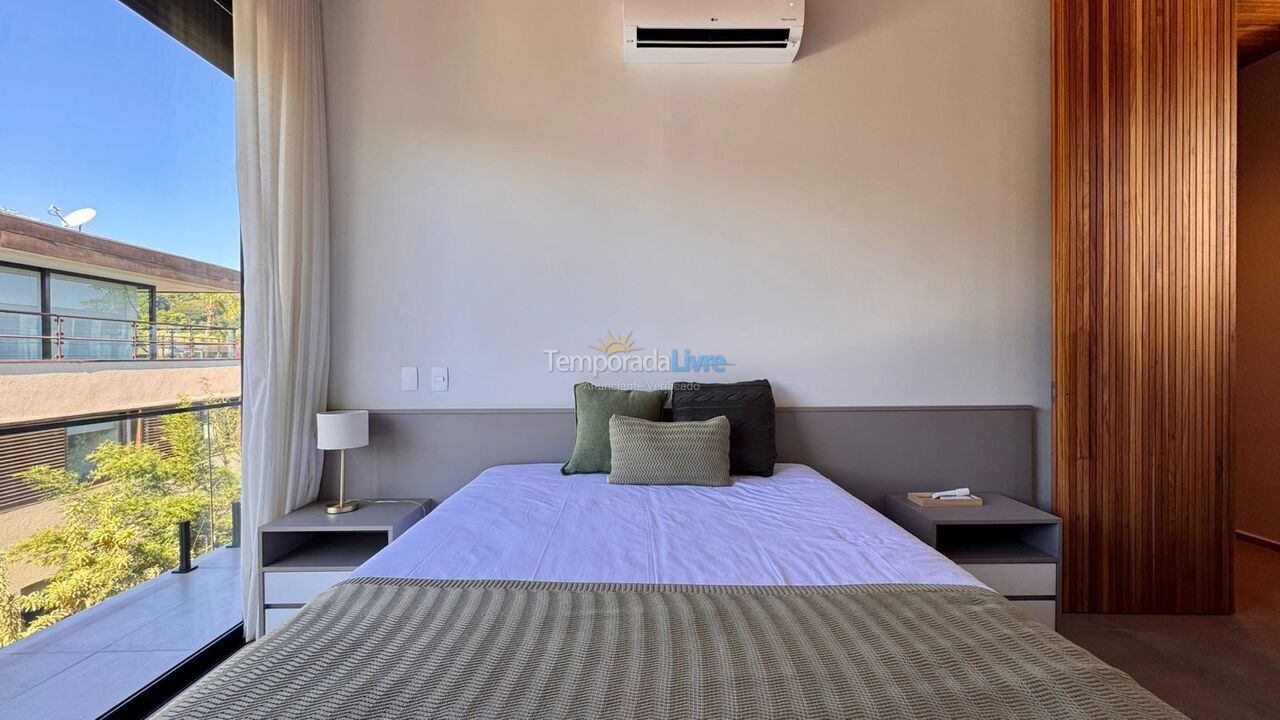 Casa para aluguel de temporada em São Sebastião (Praia da Baleia)