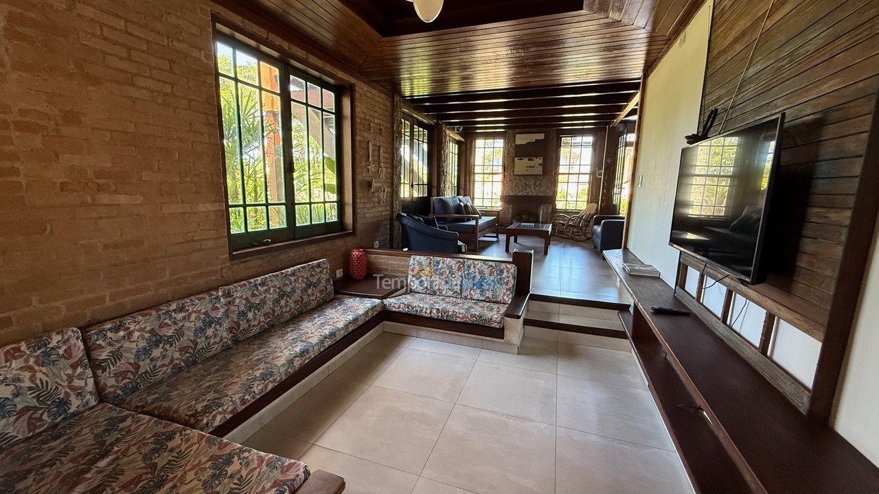 Casa para alquiler de vacaciones em Ubatuba (Praia Grande)