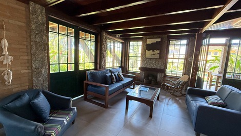 CASADEPEDRA Frente al mar 20 personas, Praia Grande Ubatuba (12)99703-1510