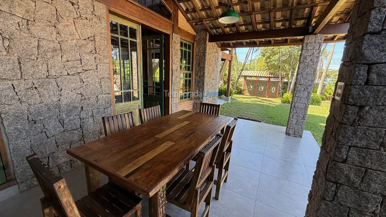 Casa para alquiler de vacaciones em Ubatuba (Praia Grande)