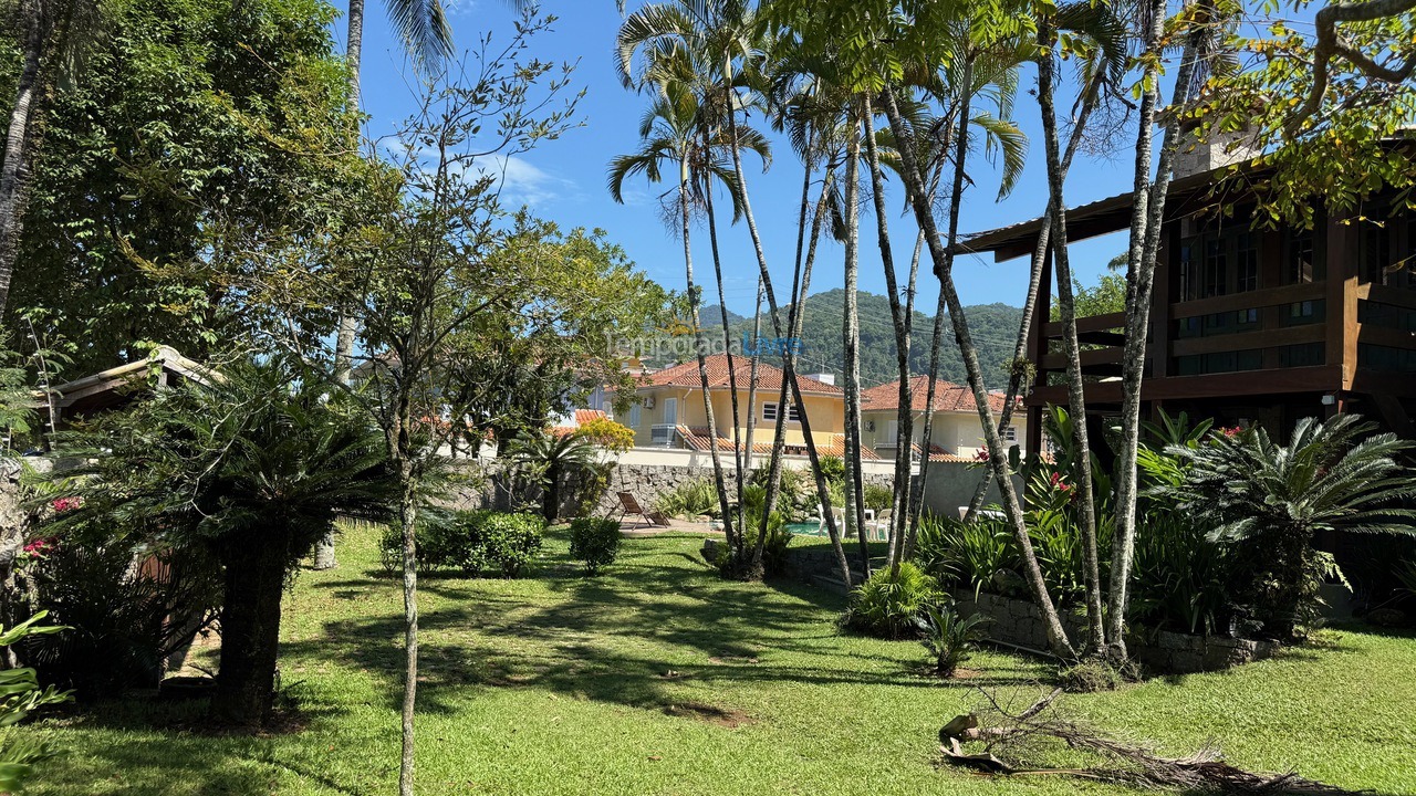 Casa para alquiler de vacaciones em Ubatuba (Praia Grande)