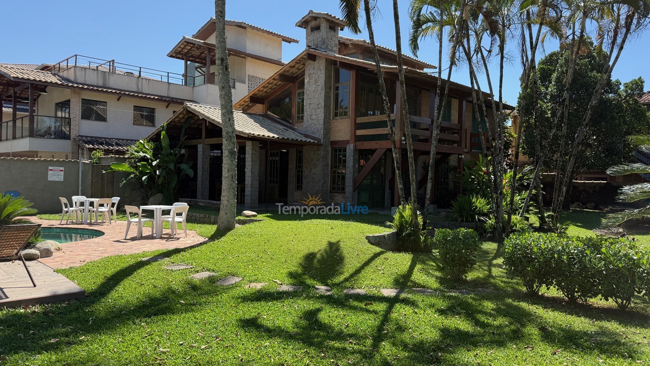 Casa para alquiler de vacaciones em Ubatuba (Praia Grande)