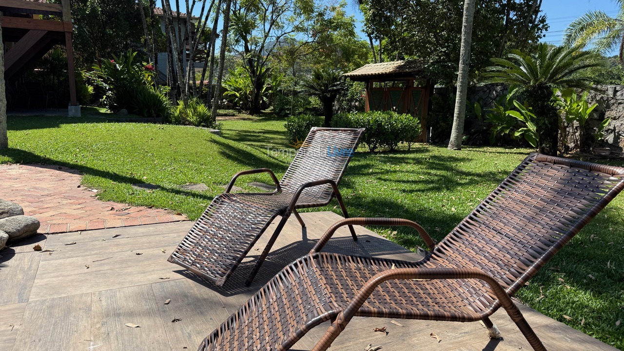 Casa para alquiler de vacaciones em Ubatuba (Praia Grande)