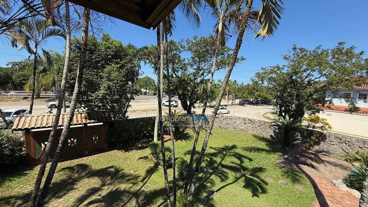 Casa para alquiler de vacaciones em Ubatuba (Praia Grande)