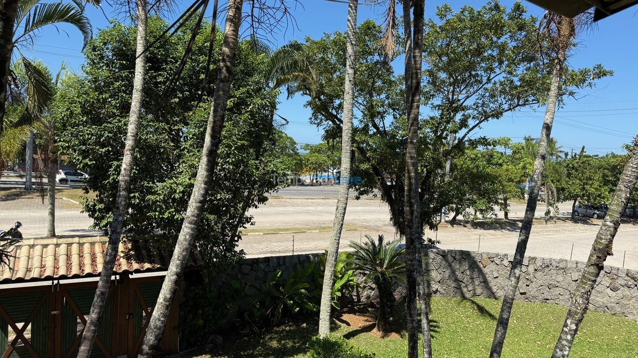 Casa para alquiler de vacaciones em Ubatuba (Praia Grande)