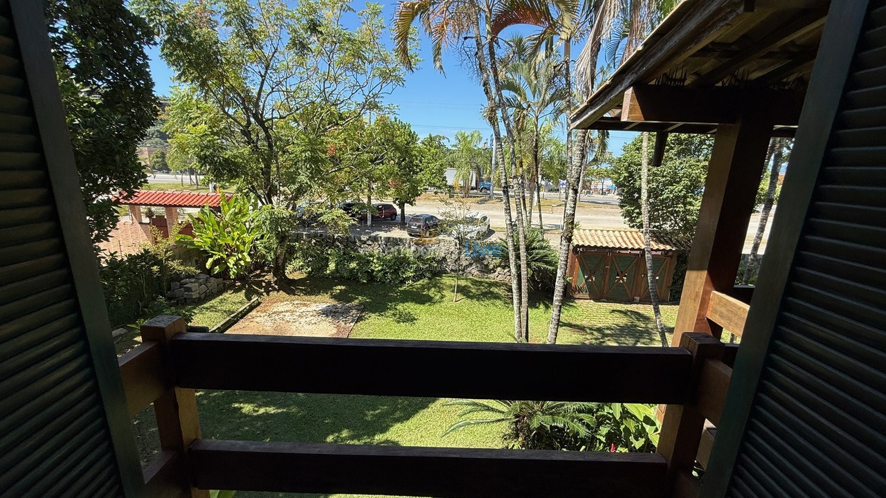 Casa para alquiler de vacaciones em Ubatuba (Praia Grande)