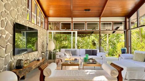 Casa em condomínio para locação (Praia da Baleia)