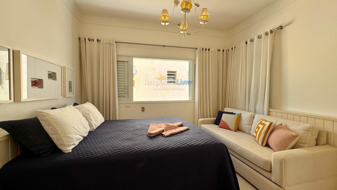 Casa para aluguel de temporada em São Sebastião (Praia da Baleia)