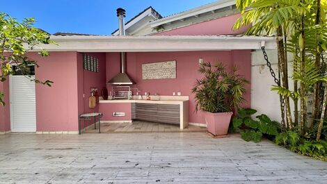 Casa para locação Praia da Baleia