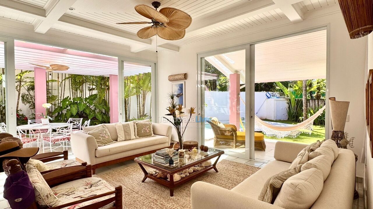 Casa para aluguel de temporada em São Sebastião (Praia da Baleia)