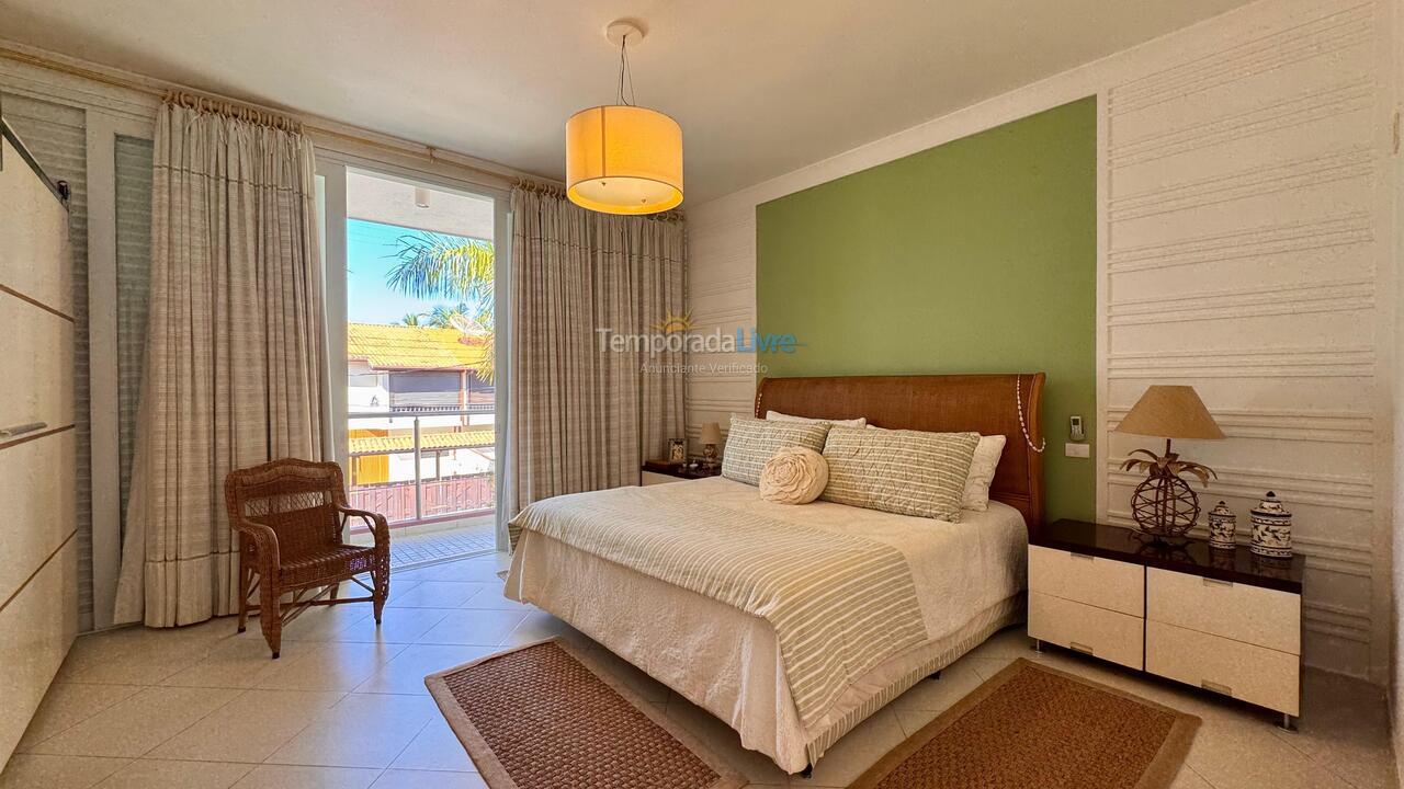 Casa para aluguel de temporada em São Sebastião (Praia da Baleia)