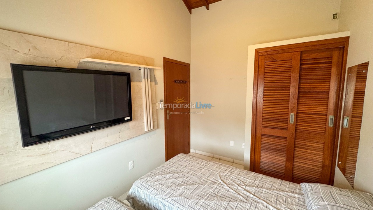 Casa para aluguel de temporada em Florianópolis (Jurere Tradicional)