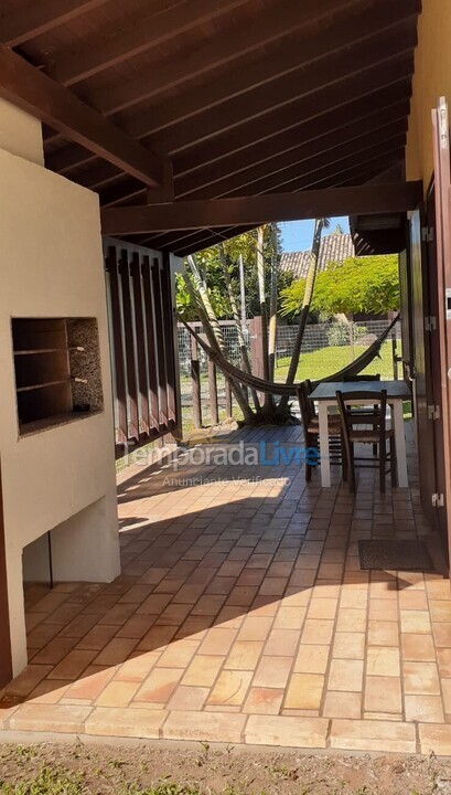 House for vacation rental in Garopaba (Centro)