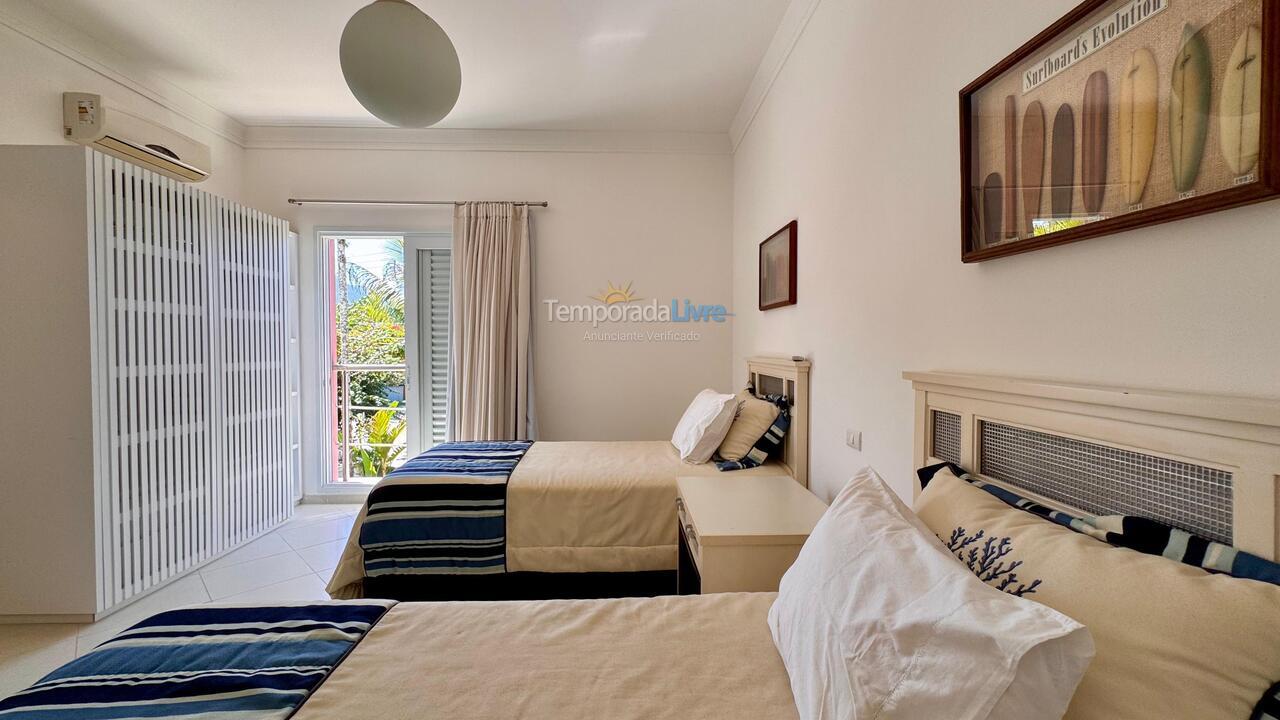 Casa para aluguel de temporada em São Sebastião (Praia da Baleia)