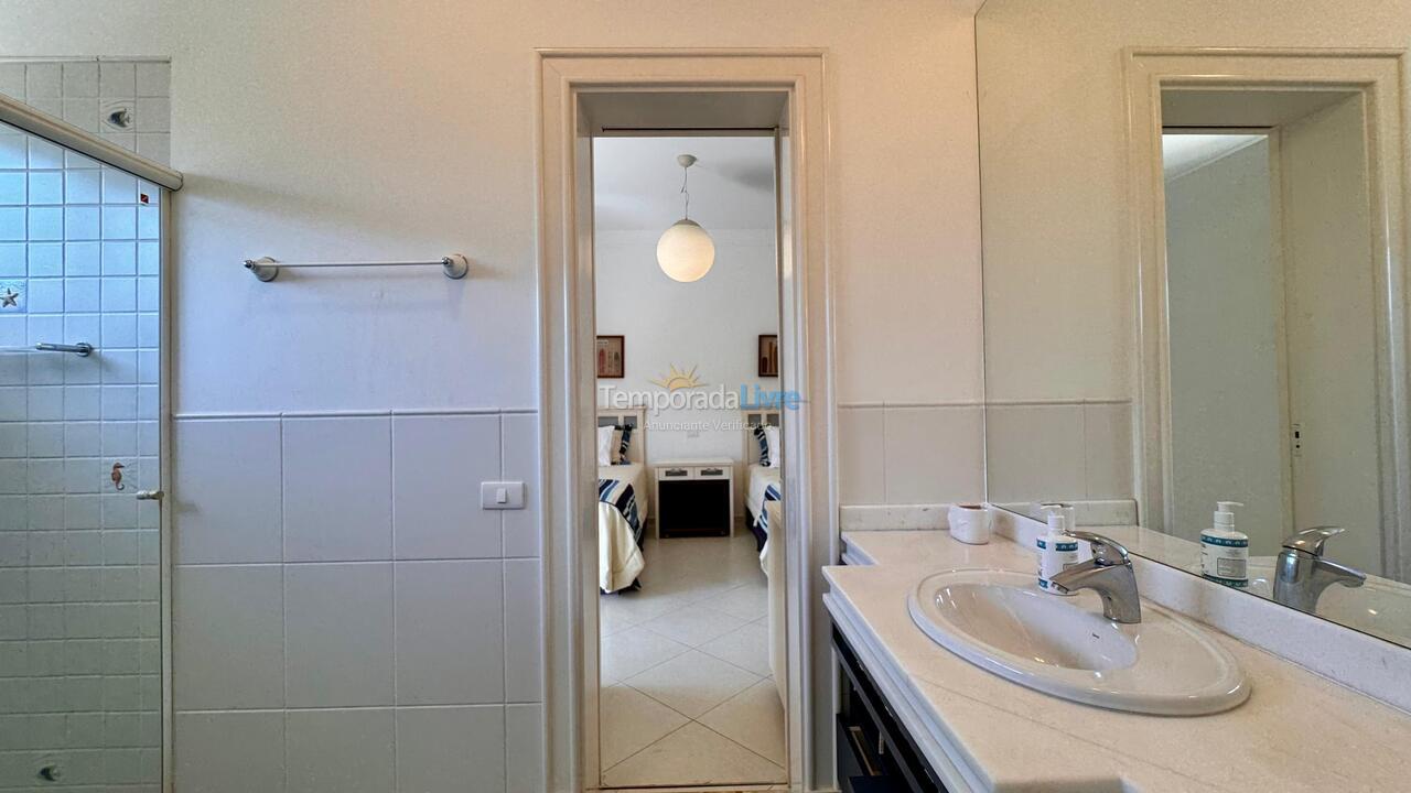 Casa para aluguel de temporada em São Sebastião (Praia da Baleia)