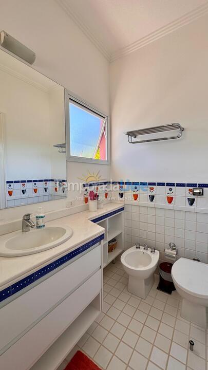 Casa para aluguel de temporada em São Sebastião (Praia da Baleia)