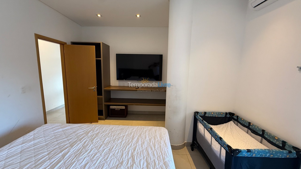 Apartamento para aluguel de temporada em Ubatuba (Praia Grande)