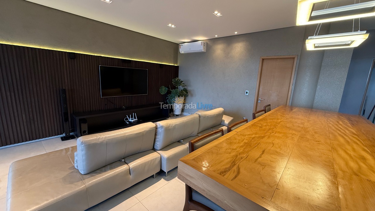 Apartamento para aluguel de temporada em Ubatuba (Praia Grande)