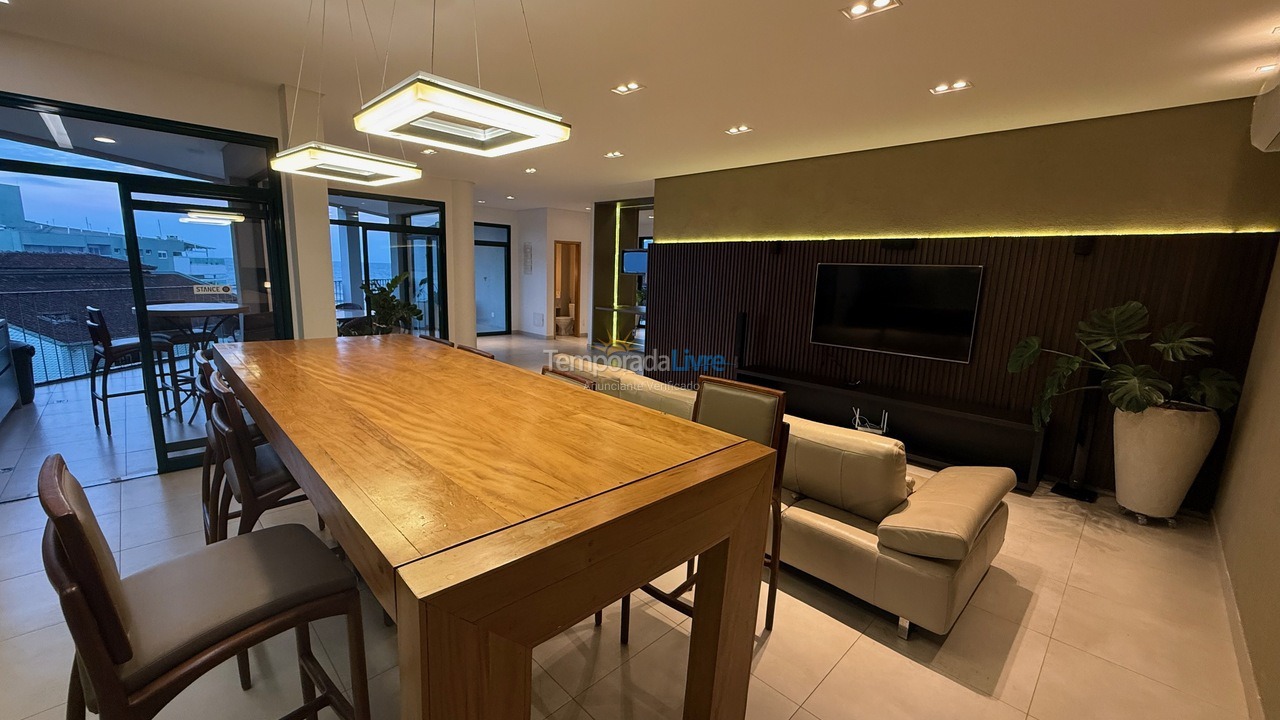 Apartamento para aluguel de temporada em Ubatuba (Praia Grande)