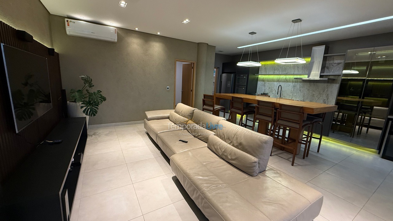 Apartamento para aluguel de temporada em Ubatuba (Praia Grande)