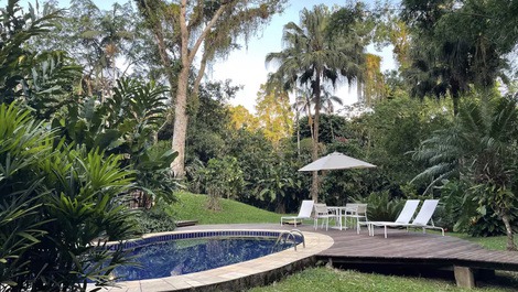 Quando está livre, a piscina pode ser alugada separadamente