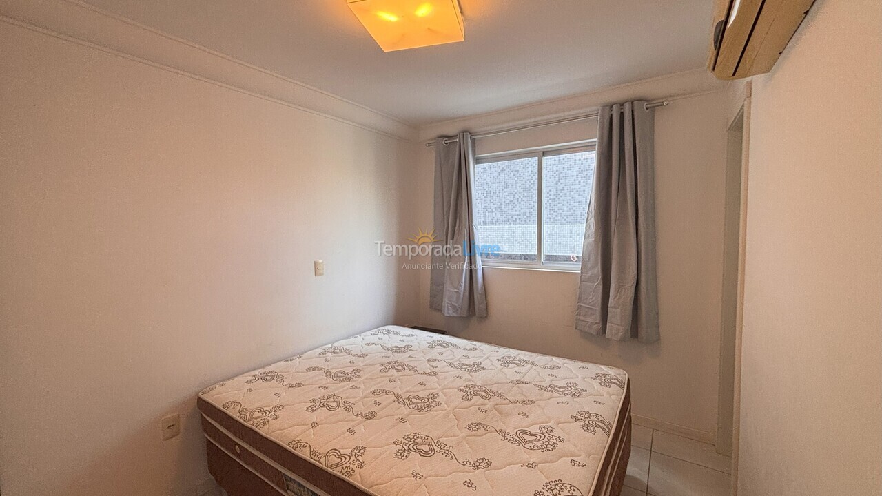 Apartamento para aluguel de temporada em Bombinhas (Praia de Bombas)