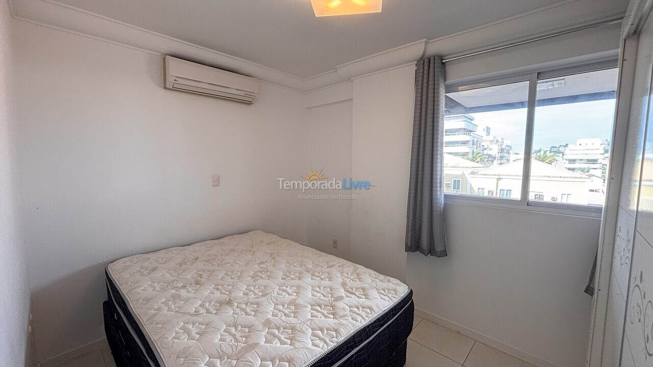 Apartamento para aluguel de temporada em Bombinhas (Praia de Bombas)
