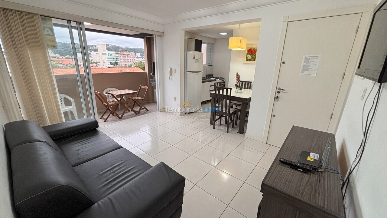 Apartamento para aluguel de temporada em Bombinhas (Praia de Bombas)